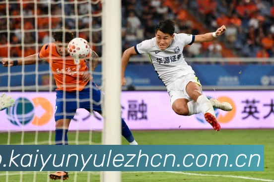 湖人全力以赴仍遭横扫詹皇洛城时代或将落幕赛场复盘:最新赛事动态与深度分析 湖人全力以赴仍遭横扫詹皇洛城时代或将落幕赛场复盘:最新赛事动态与深度分析